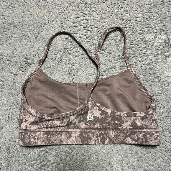 Lululemon Sports Bra Womens 6 Flow Y Bra Nulu Camo Snake - Picture 2 of 4